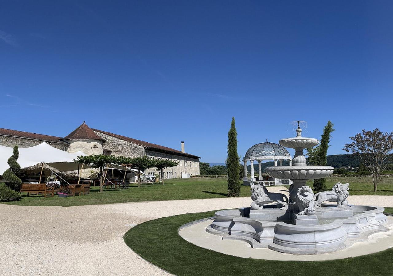Les Dépendances de Chapeau Cornu Vignieu Exterior foto